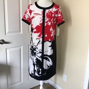 Fun floral dress.